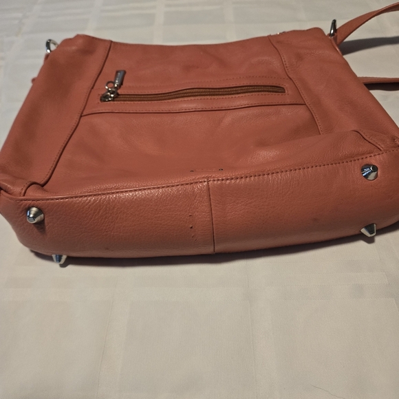 Stone Mountain Accessories Shoulder Bag Item# A90475 Medium Size Orangish-Tan - Picture 6 of 15